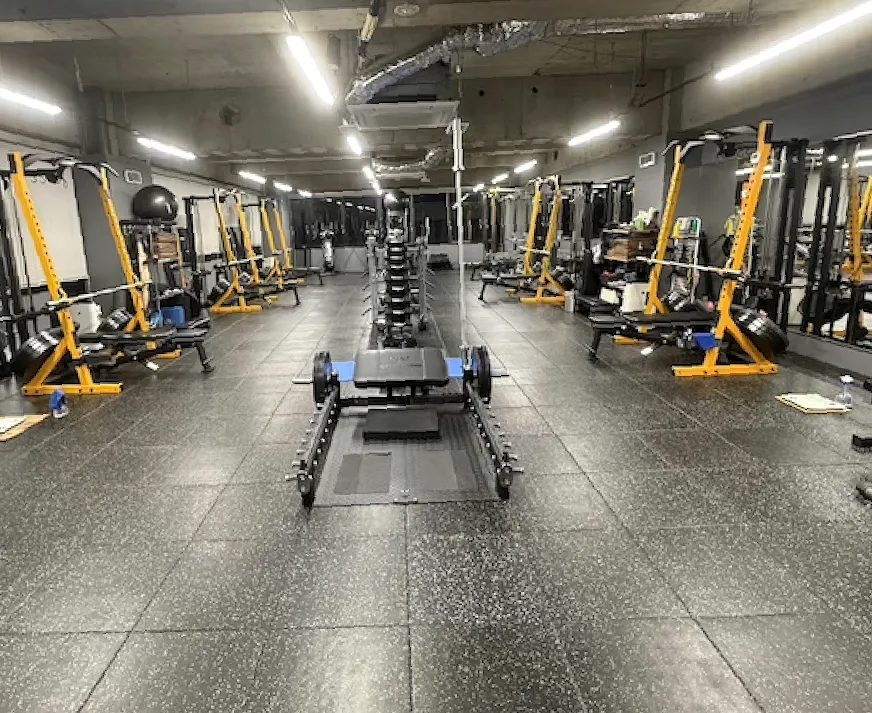 Y BODY STANDARD 東京駅前店