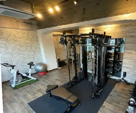 HAGANE ATHLETE GYM パーソナルジム 梅田店