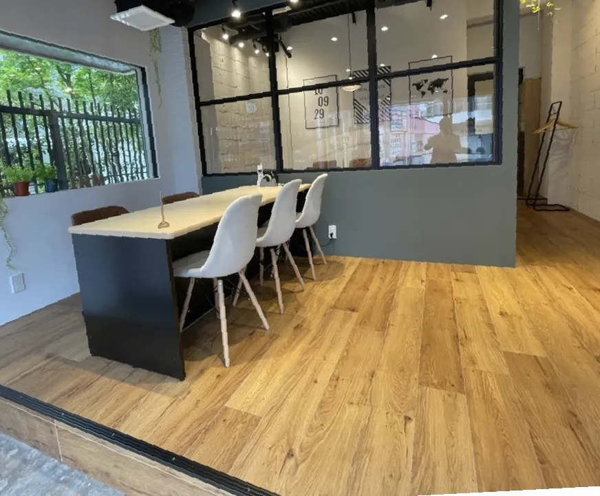 アットイーズ恵比寿駅前店 ㈱フォースクエアビレッジ