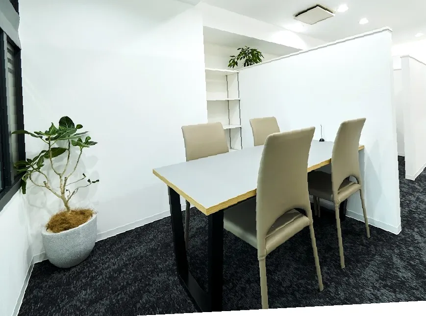 THE SHOP アーバネスト 代官山店