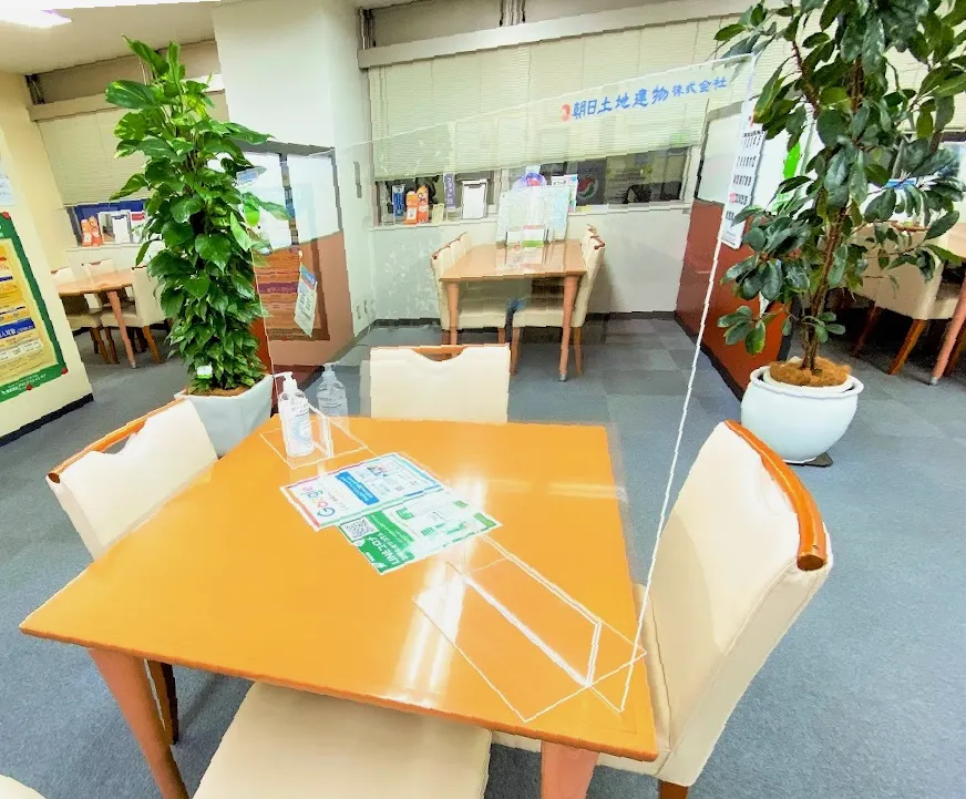 Rejidensharugorudoyokohamaten